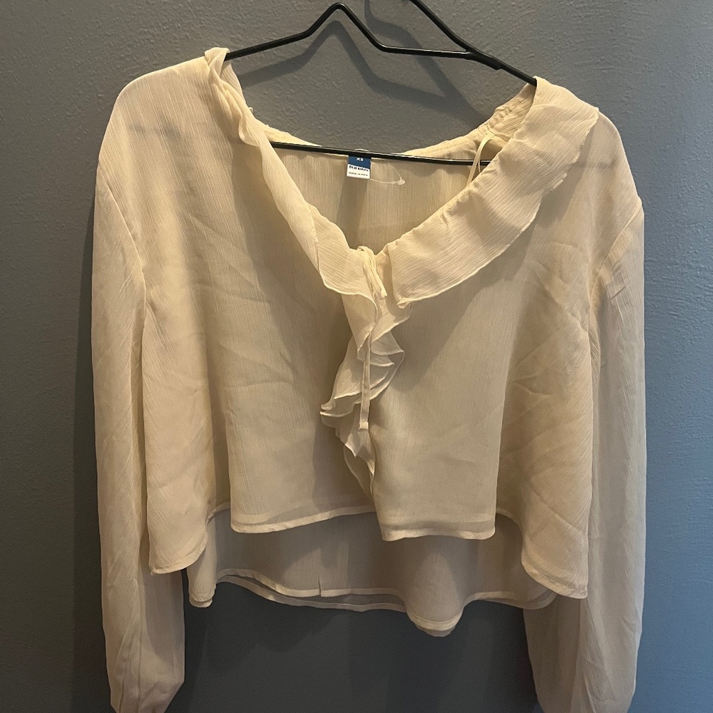 Old Navy chiffon cream top